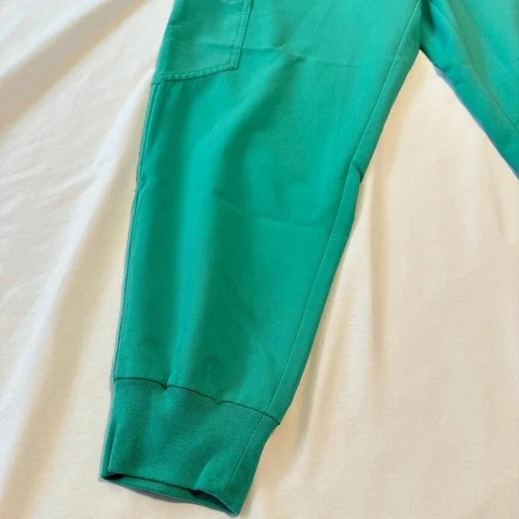 Figs Technical Collection Jogger Scrub Pants Women's XL/P Surgical Green - Picture 11 of 11